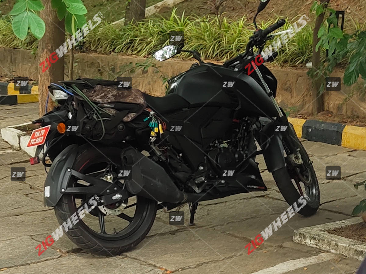 Exclusive Tvs Apache Rtr V Update Spotted On Test Zigwheels