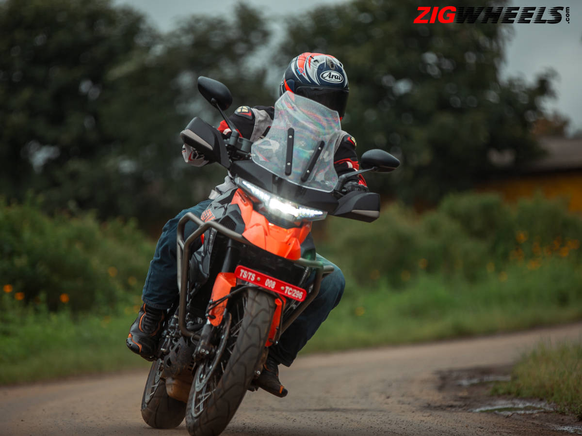 Zontes R T Adv First Ride Review Zigwheels