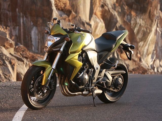 Honda CB1000R: Body Shot
