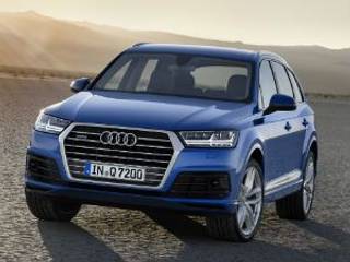 Next generation Audi Q7 breaks cover