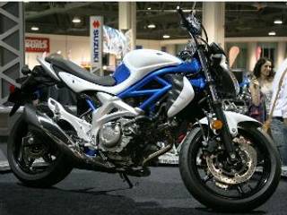 EICMA 2015: Suzuki unveils new SV650 street fighter