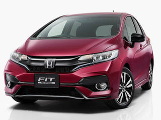 Driving The Hybrid Honda Jazz and Freed