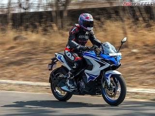 Bajaj Pulsar RS200 Finally Receives Dual-channel ABS!