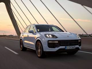 New Porsche Cayenne Turbo E-Hybrid Is More Powerful Than A Ferrari Purosangue And Lamborghini Urus Performante