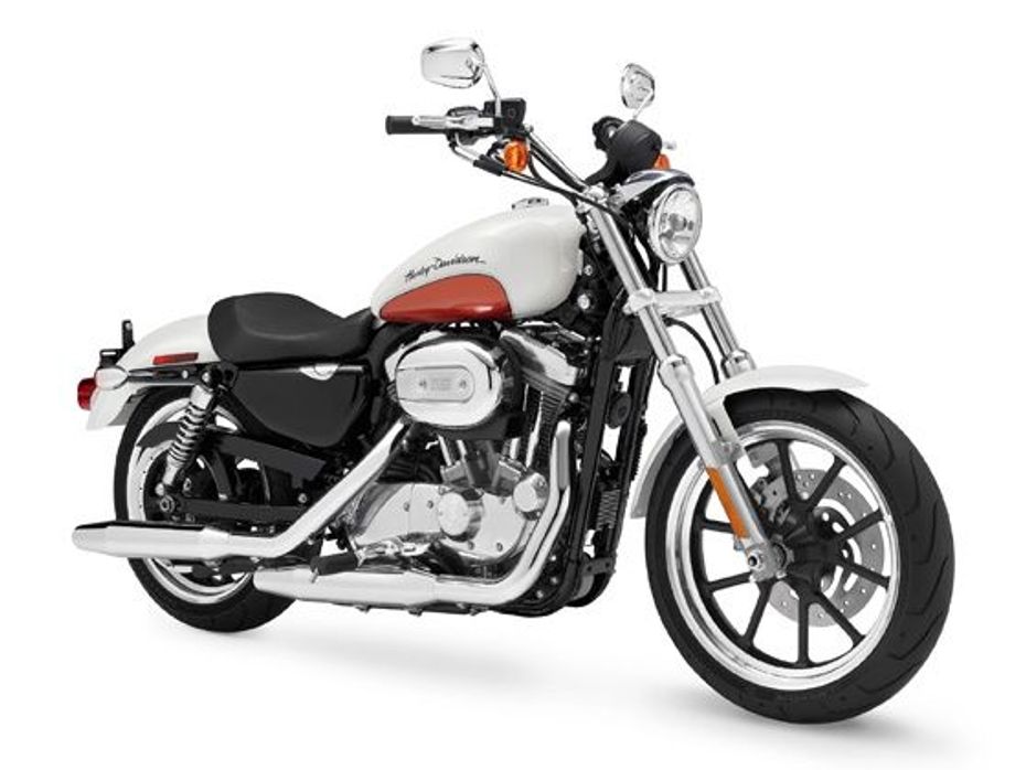 Harley-Davidson 883 SuperLow & 883 Iron highlights