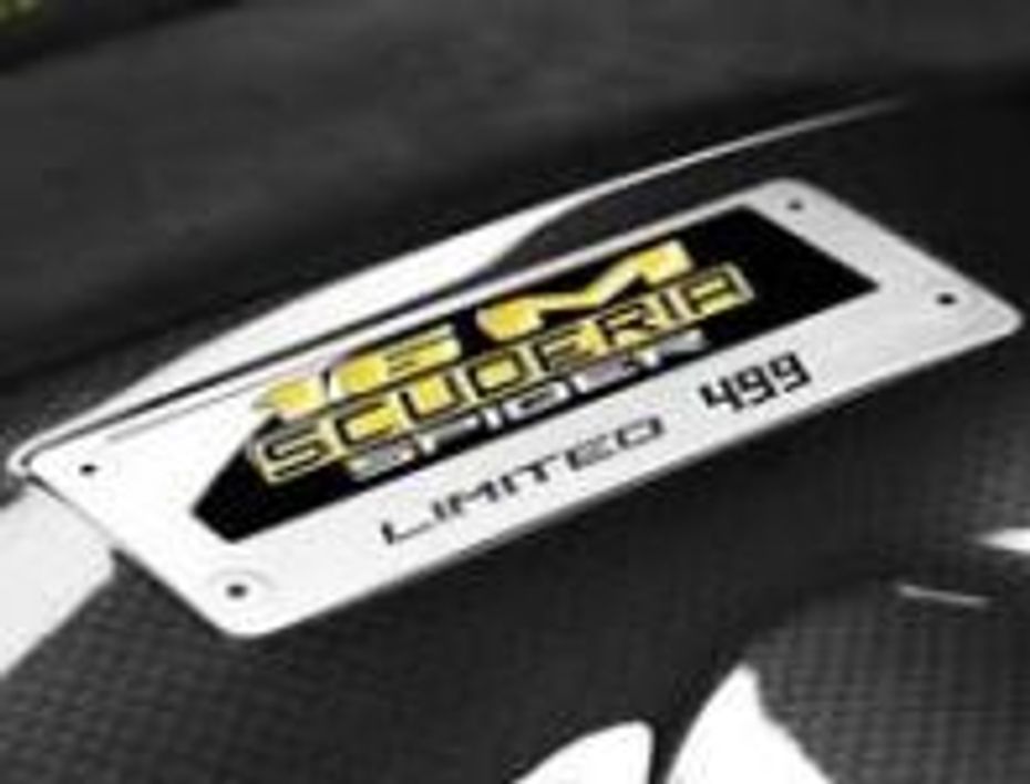 Ferrari Scuderia Spider 16M : Topless Thoroughbred details
