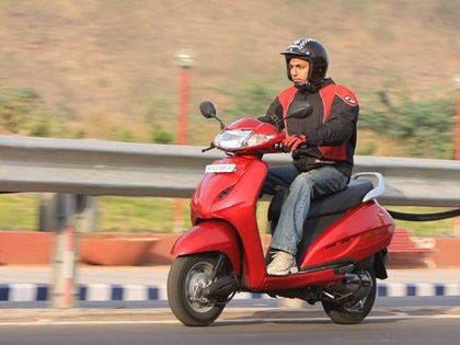Mopeds – India's favourite ride of yesteryear