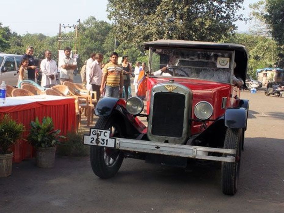 Heritage vehicle Senior Citizen Rally 2010 details