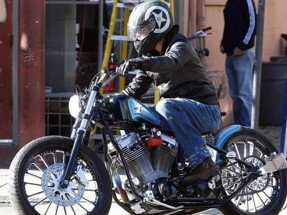 brad pitt bmw bike