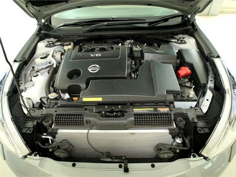 Nissan Teana 2.5 V6 VQ25 : Road Test gallery