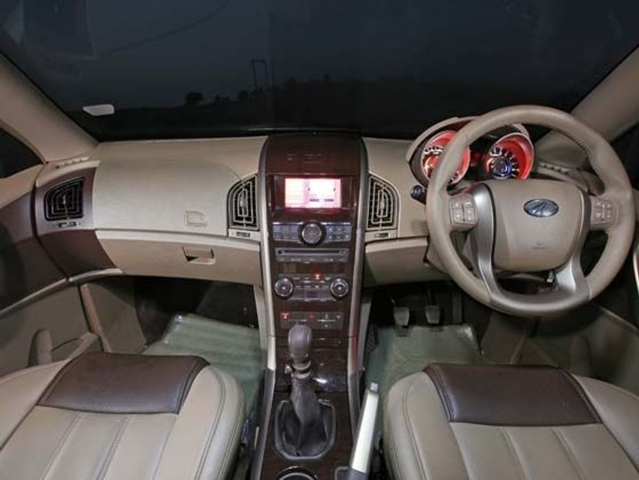 Mahindra XUV500 Interiors