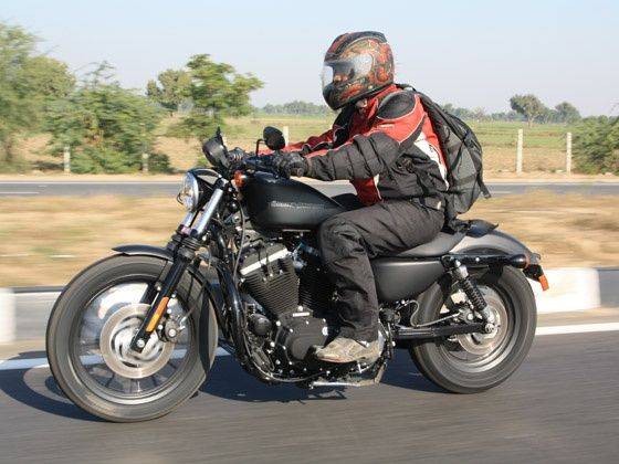 Harley-Davidson 883 Iron : First Ride - ZigWheels