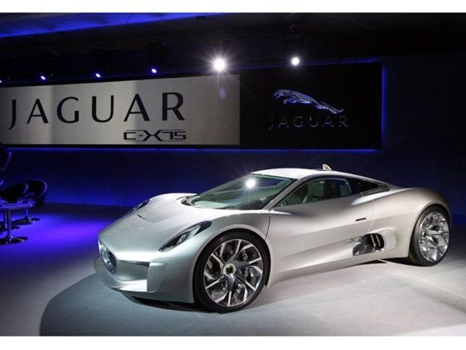 Jaguar to begin production of its C-X75 Hybrid Supercar highlights