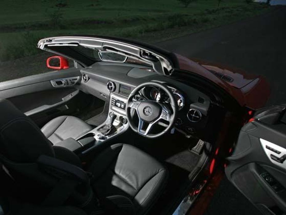 Mercedes-Benz SLK350 Interiors