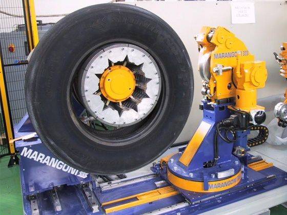Hot cure tyre re-tread Hot cure tyre re-tread
