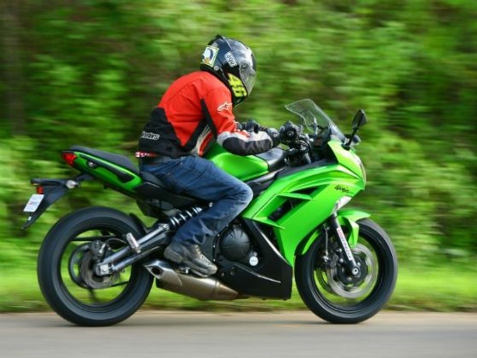 2012-Kawasaki-ninja-650-21082012-03