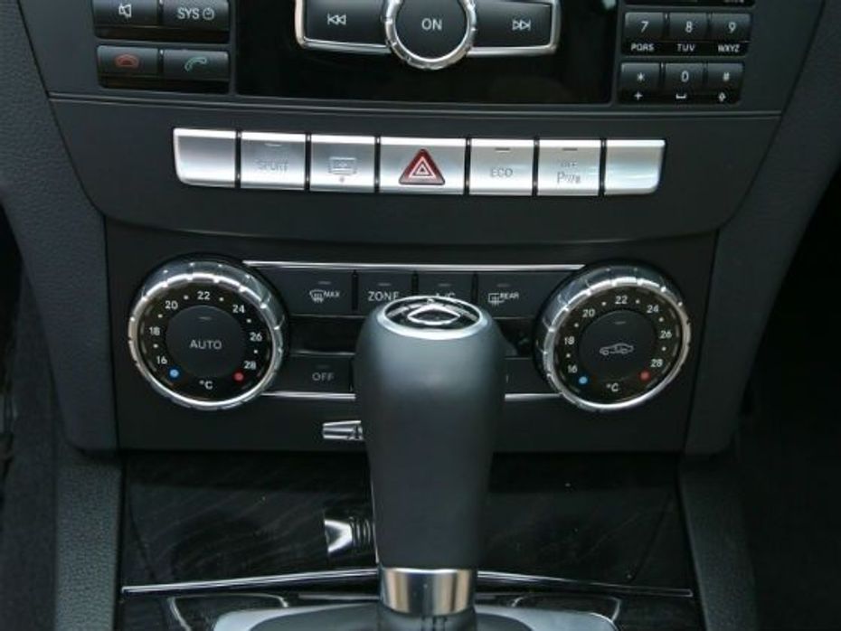 Sport button on the Mercedes-Benz C250 CDI AMG