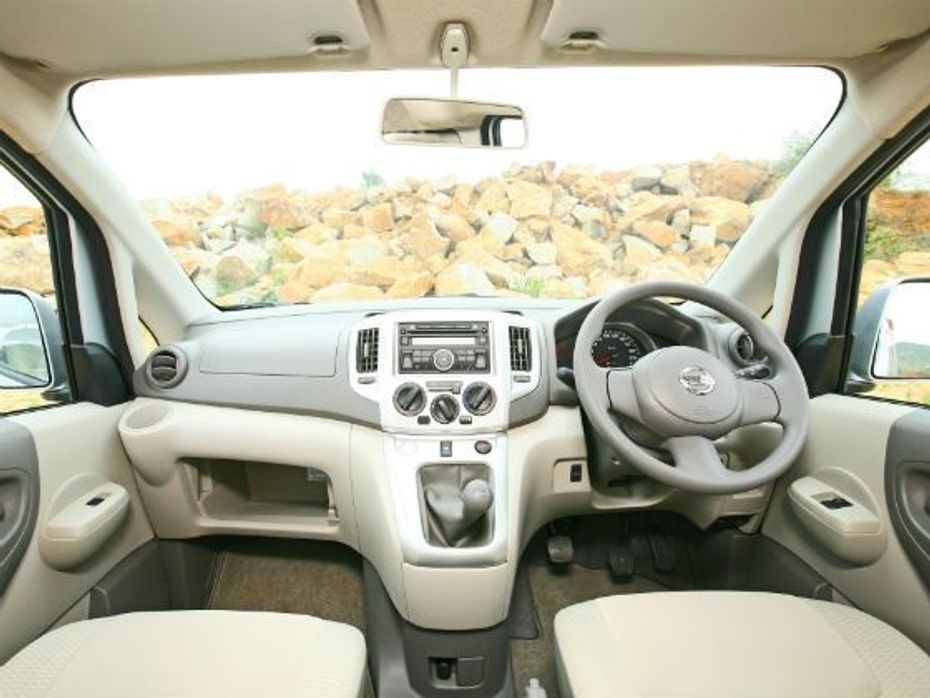 Nissan Evalia Interior