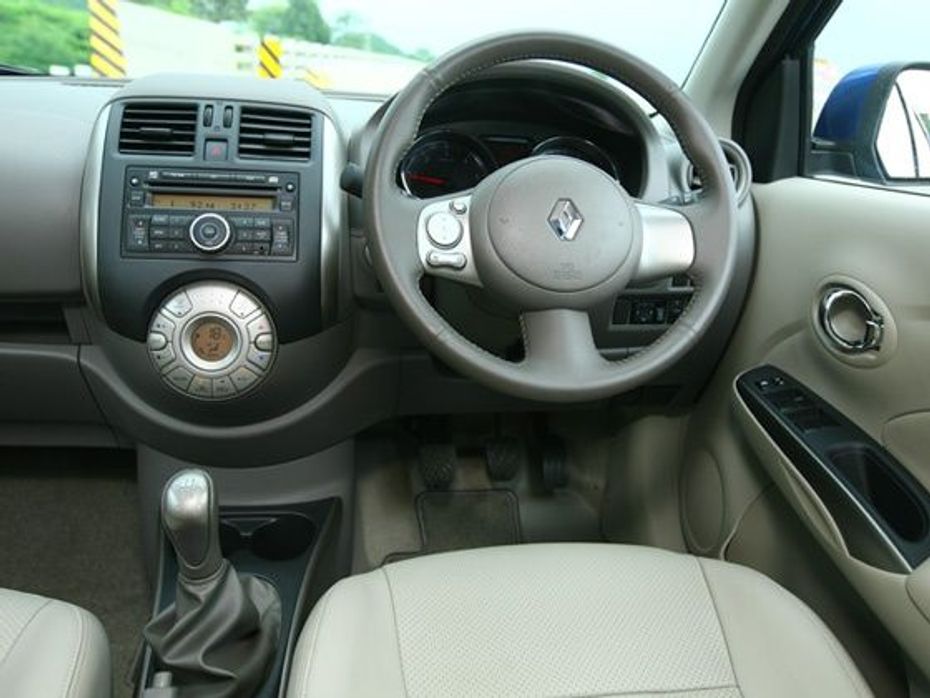 Renault Scala interior cabin