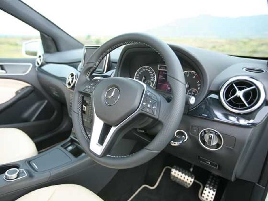 Mercedes-Benz B-Class steering wheel