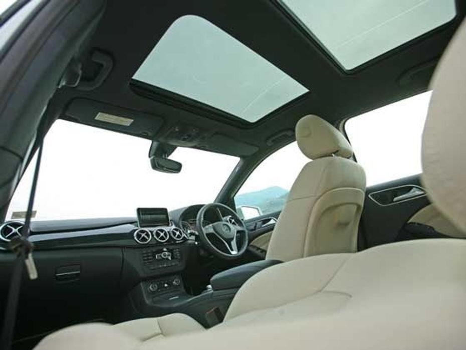 Mercedes-Benz B-Class sunroof