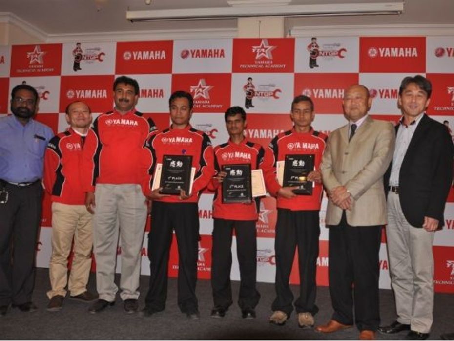 Winners with the Yamaha officials
