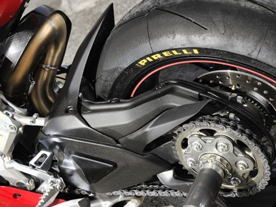 Ducati 1199 Panigale - chain and gear drive system
