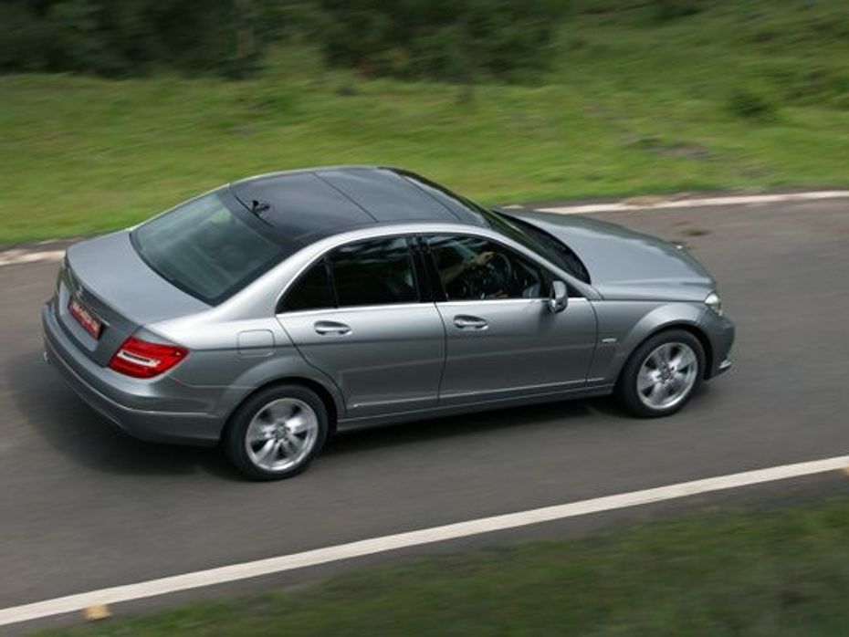 The difference in terms of exterior presence is significant, owing mostly to the revised fascia and the panoramic sunroof