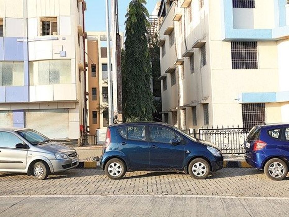 Parallel parking Parallel parking