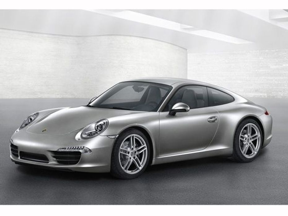 New generation Porsche 911 Carrera