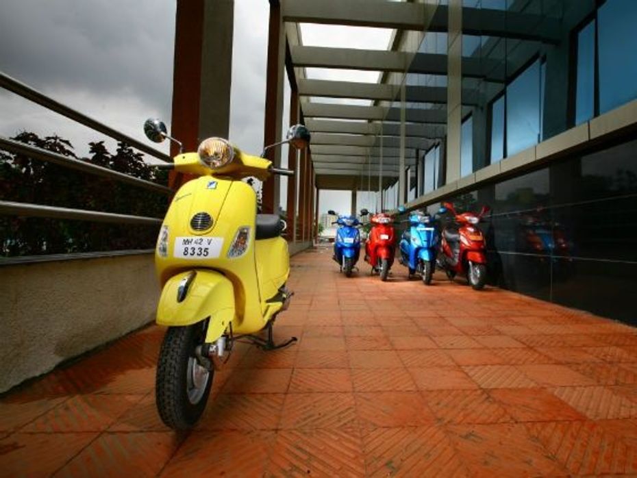 2012-scooter-comparo-styling.jpg