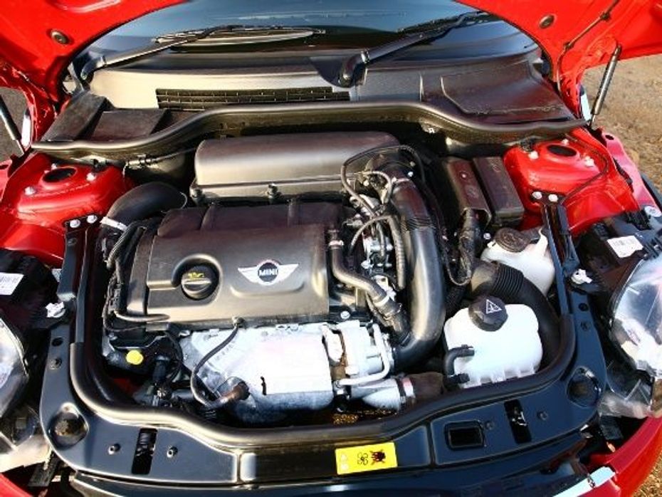 Cooper S engine