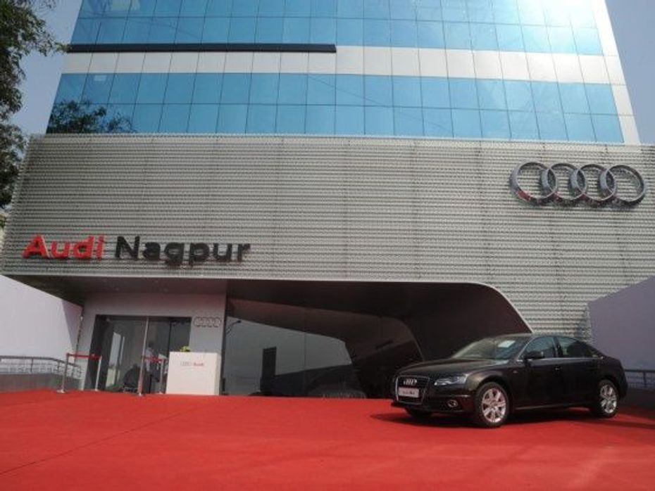 Audi Nagur Showroom