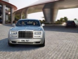 Rolls-Royce Phantom Series II debuts at Geneva Rolls-Royce Phantom Series II debuts at Geneva