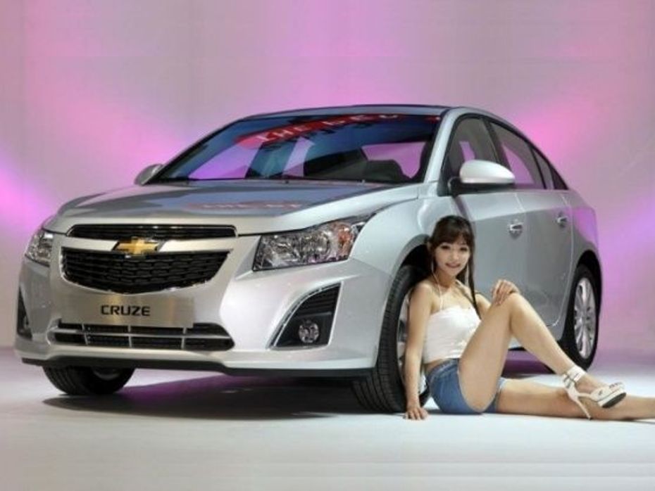 Face-lifted Chevrolet Cruze