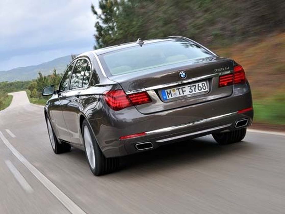 BMW 7-Series rear