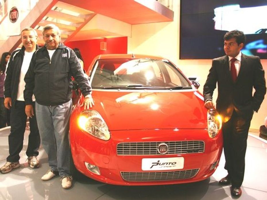 Fiat launches Punto Sport model at its new Caffe in Pune
