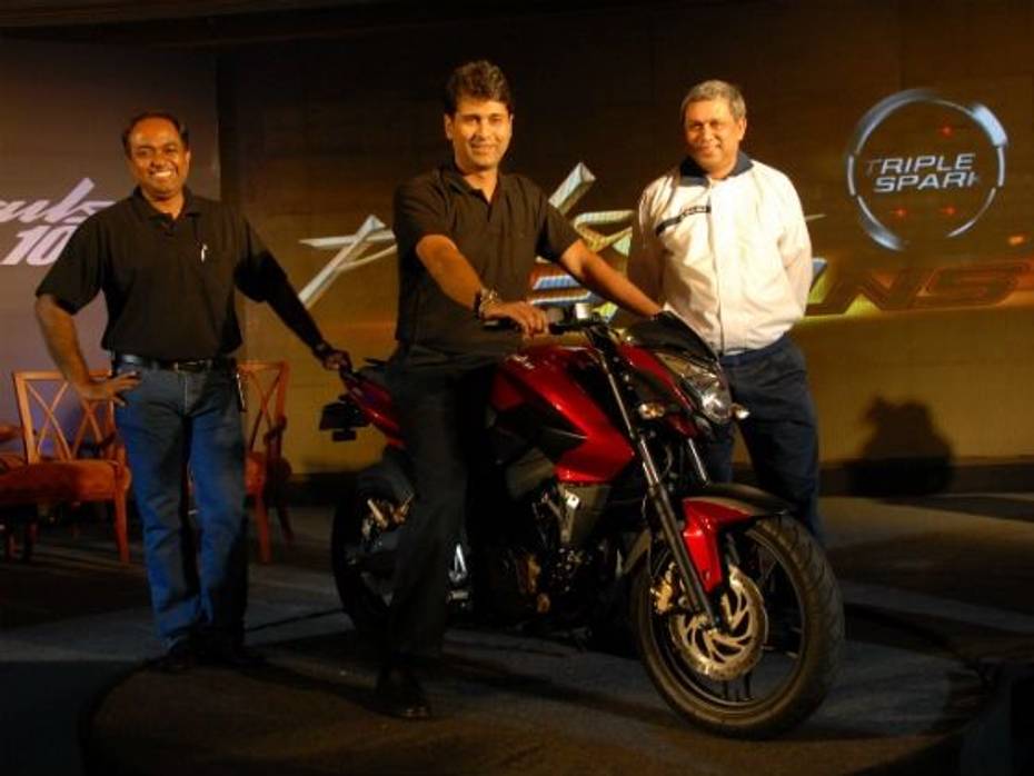 Rajiv bajaj new Pulsar co-exist-m01.jpg