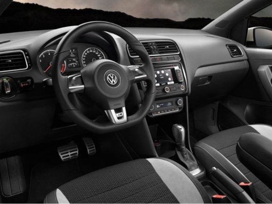 Volkswagen Polo R Line interiors