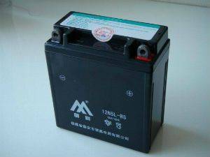 Is 6 or 9 volt battery used in Pulsar 150