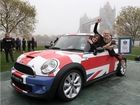 Women set world record for most people in a MINI