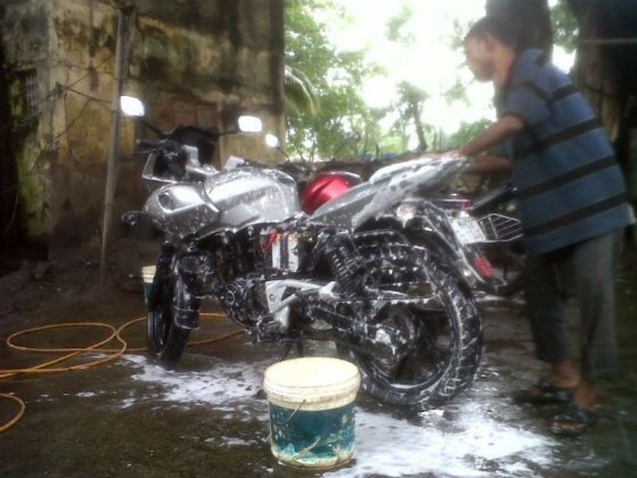 Motorcycle washing for protecting your paint