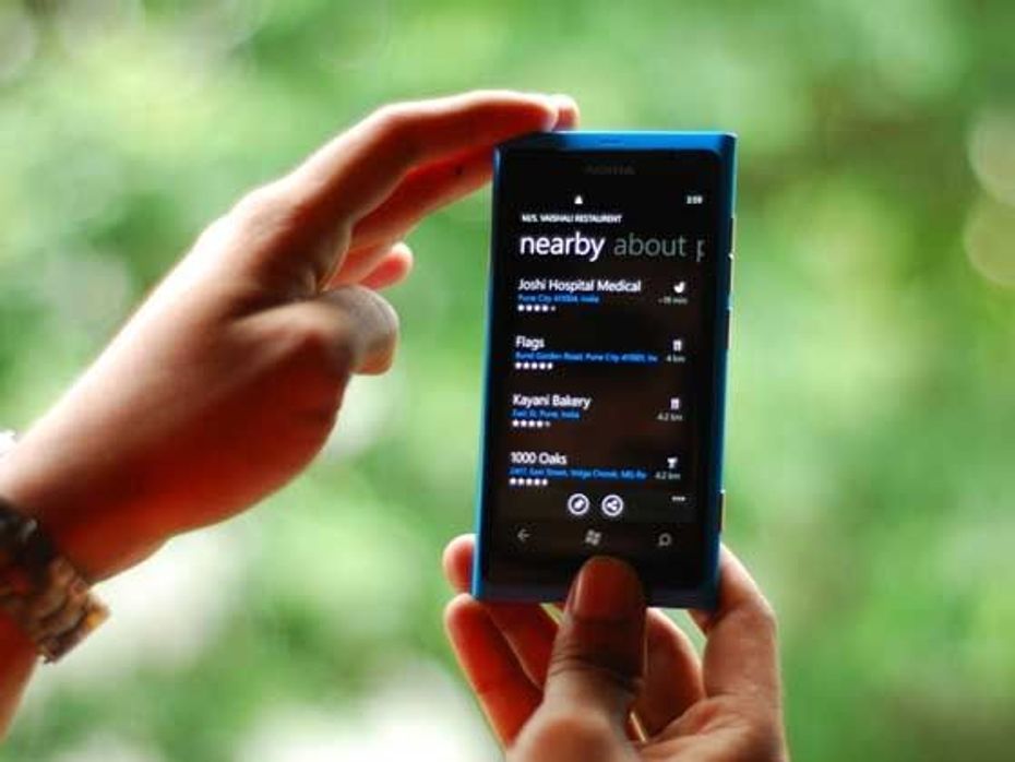 Nokia Lumia 800 City Lens app reviewed