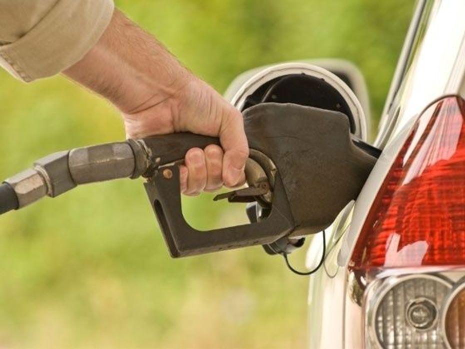 Petrol price to reduce by 95 paise effective November 16