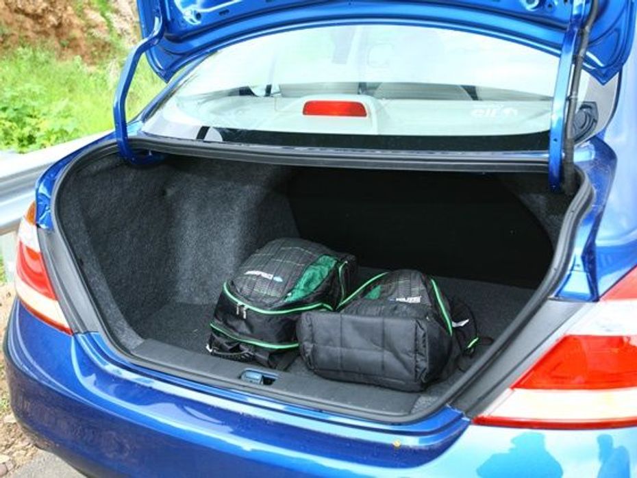 Renault Scala boot space