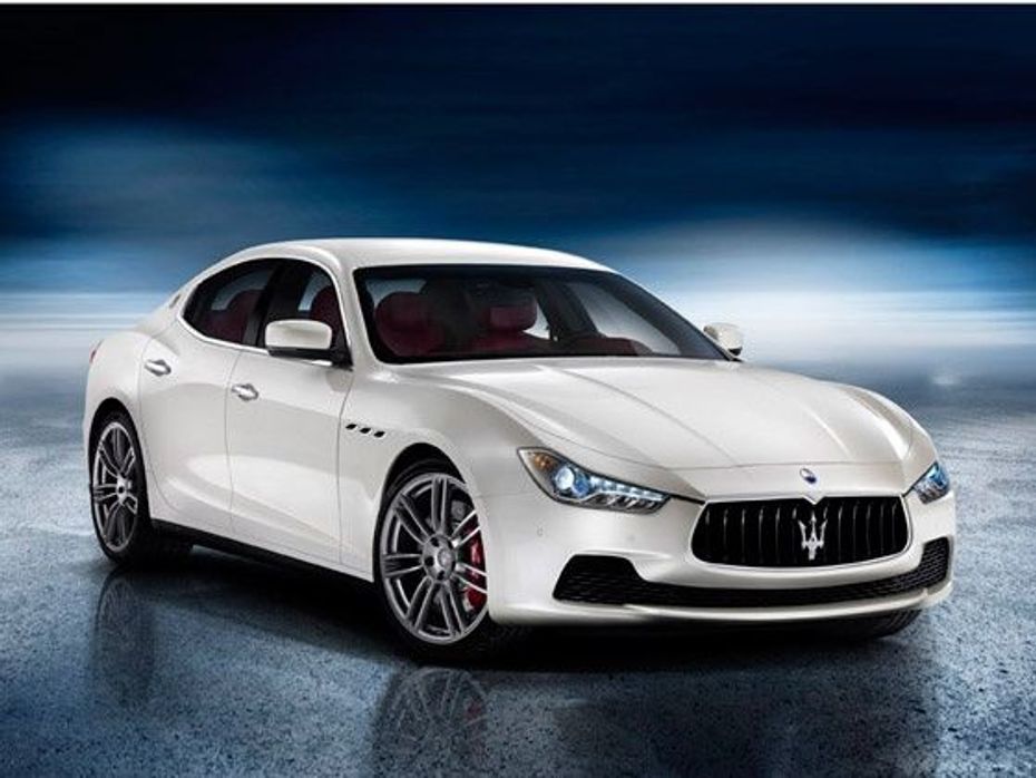 New Maserati Ghibli revealed exterior