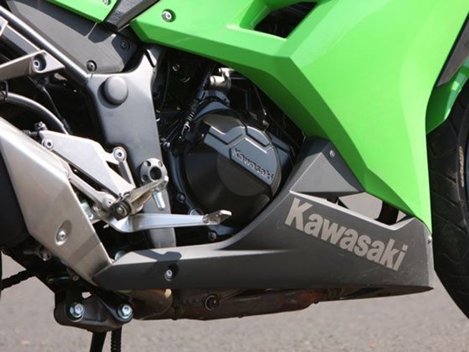 Kawasaki Ninja 300 engine