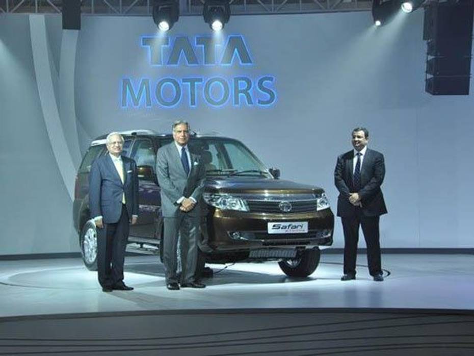 Ratan Tata and Cyrus Mistry at the Tata Safari Storme unveiling at 2012 Delhi Auto Expo