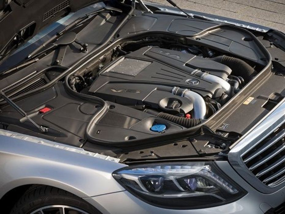 2014 Mercedes-Benz S-Class engine