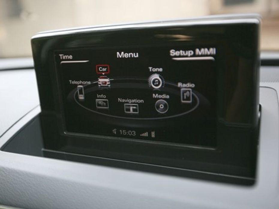 Audi Q3S Screen